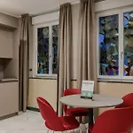 Hotiday Ξενοδοχείο
