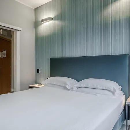 Hotiday 3* La Spezia