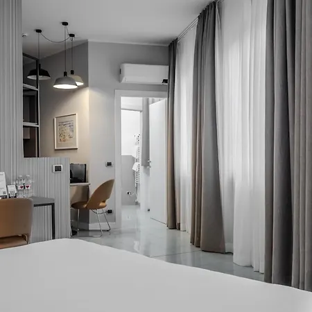 Szálloda Hotiday 3*