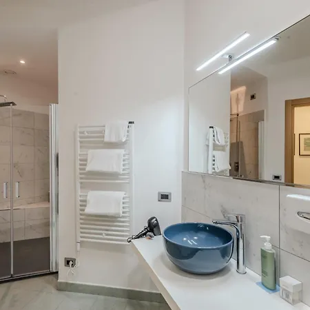 Hotiday Szálloda 3*